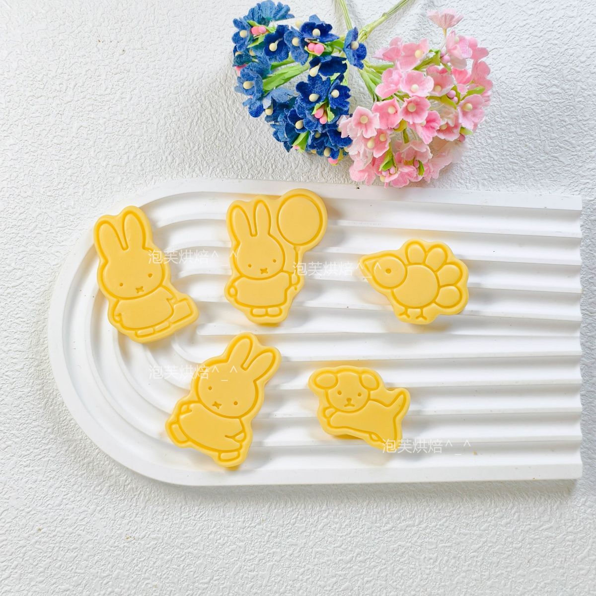 Cute 3D Press Cookie Mold with - Commercial Kitchen Accessories 评论和价格