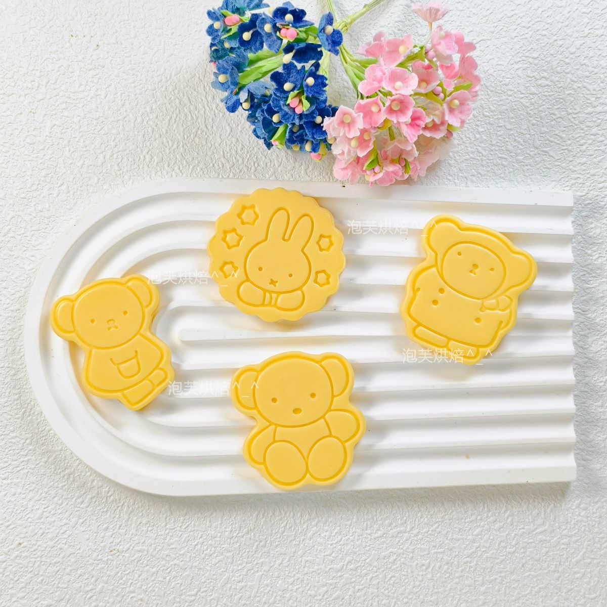 Cute 3D Press Cookie Mold with - Commercial Kitchen Accessories 评论和价格