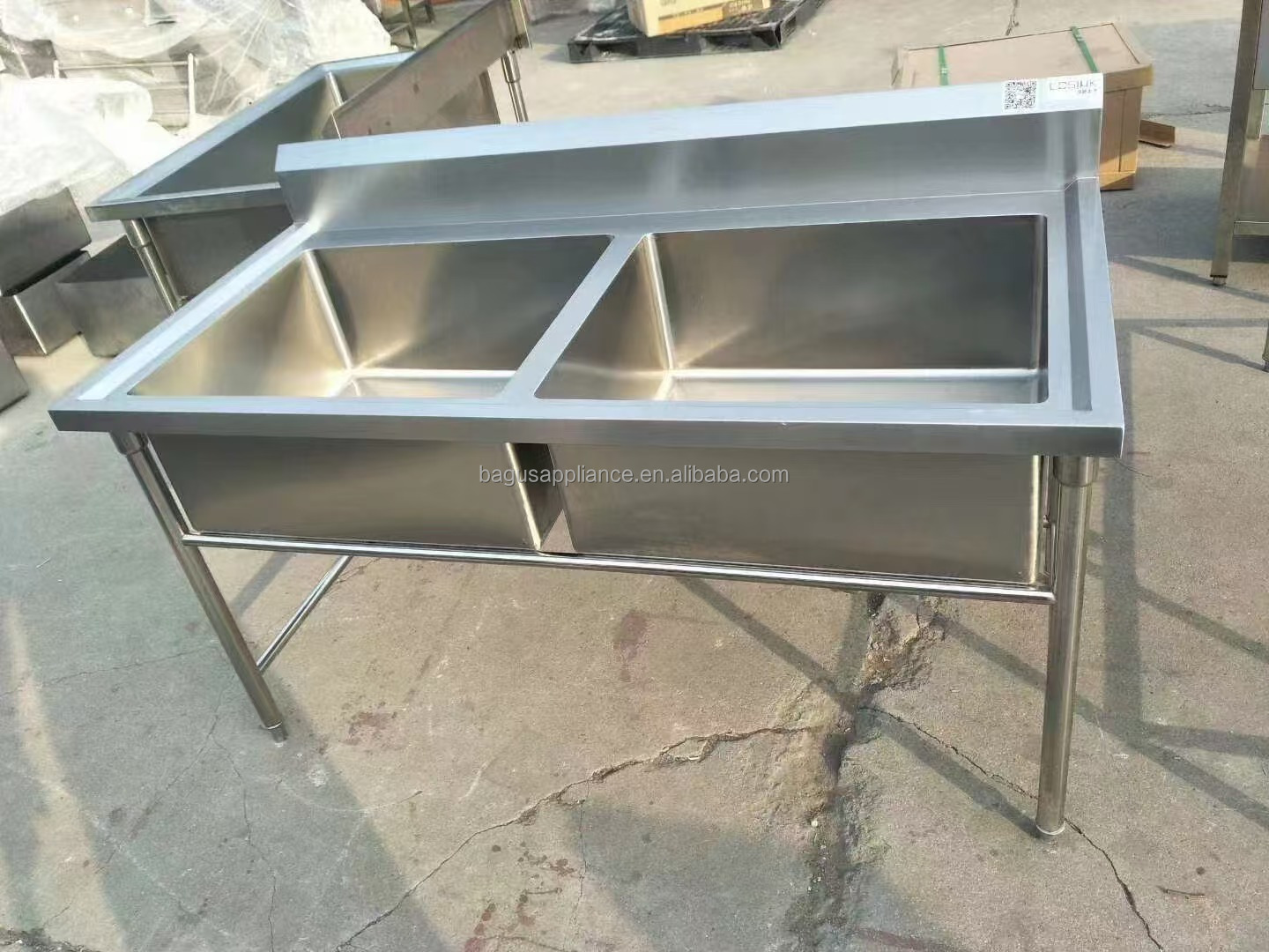 Best Quality Stainless Steel T - Commercial Quality Kitchen Faucet 评论和价格